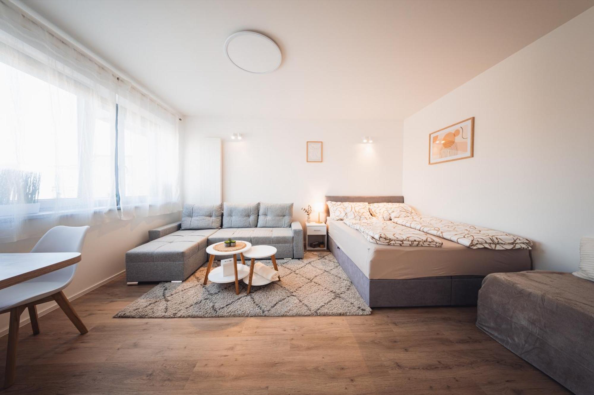 Rezidence Sadova Zlin Apartment Exterior photo